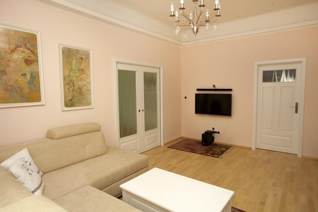 Art Nouveau Apartment Πράγα Εξωτερικό φωτογραφία