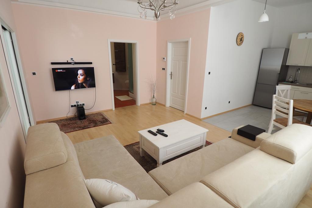 Art Nouveau Apartment Πράγα Εξωτερικό φωτογραφία